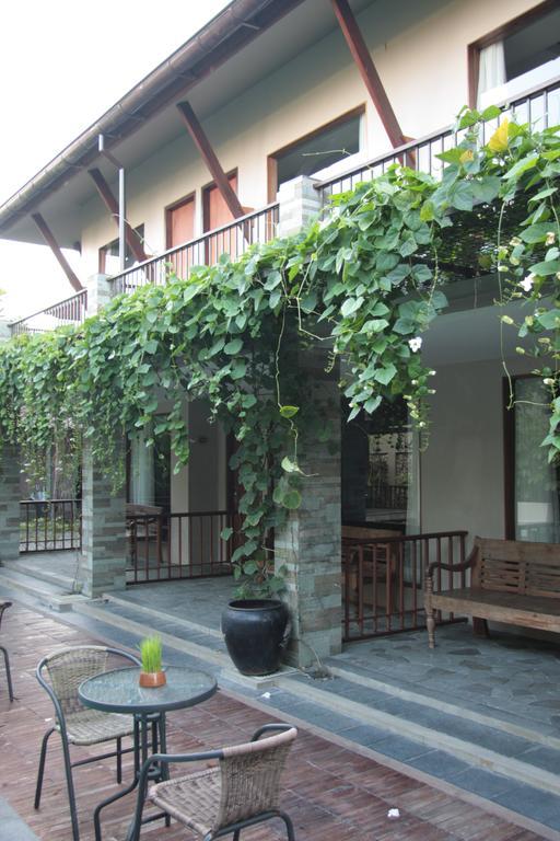 ホテル ルマバトゥ ビラ&スパ スラカルタ 部屋 写真